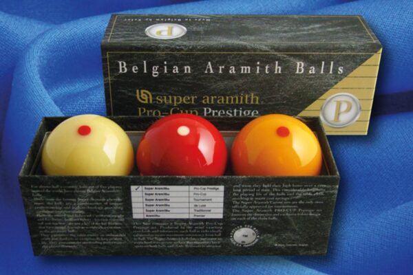 Golyókészlet "Super Aramith Pro-Cup Prestige"